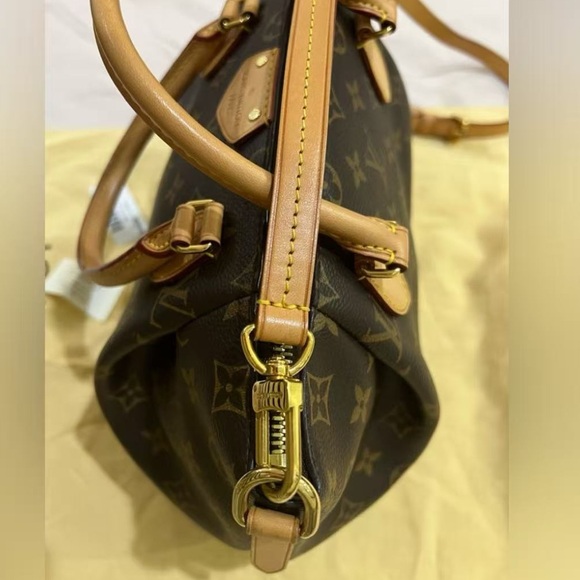 Louis Vuitton TURENNE PM MONOGRAM like new - Picture 8 of 11